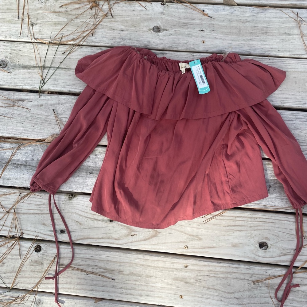 NWT stitch fix off the shoulder